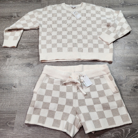 Barefoot Dreams Other - NWT BAREFOOT DREAMS 2 Pc CozyChic Oatmeal Cream Checkered Top Short Set XL